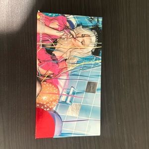 Brand new, sipping, pretty, Kylie, Jenner palette